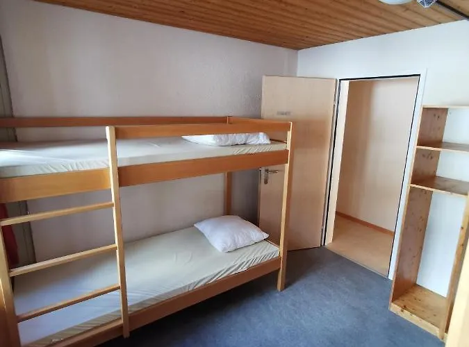 Aqua By Pradotel Hostel *